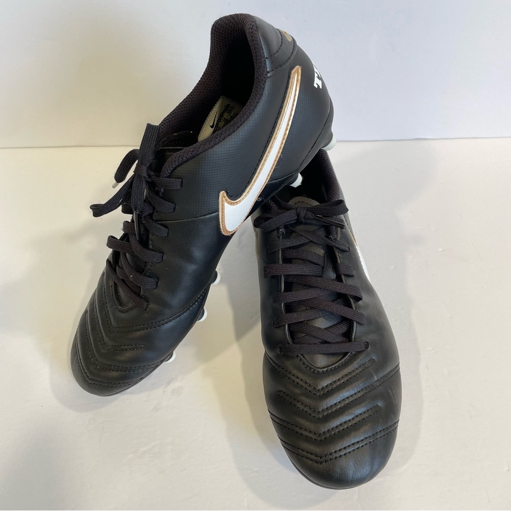 Tiempo Nike cleats